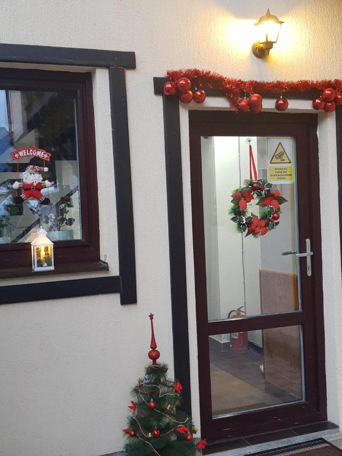 Casa Cu Flori Otel Buşteni Dış mekan fotoğraf