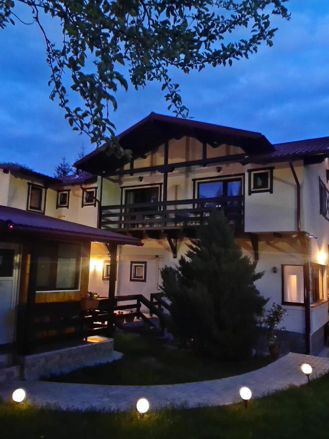 Casa Cu Flori Otel Buşteni Dış mekan fotoğraf