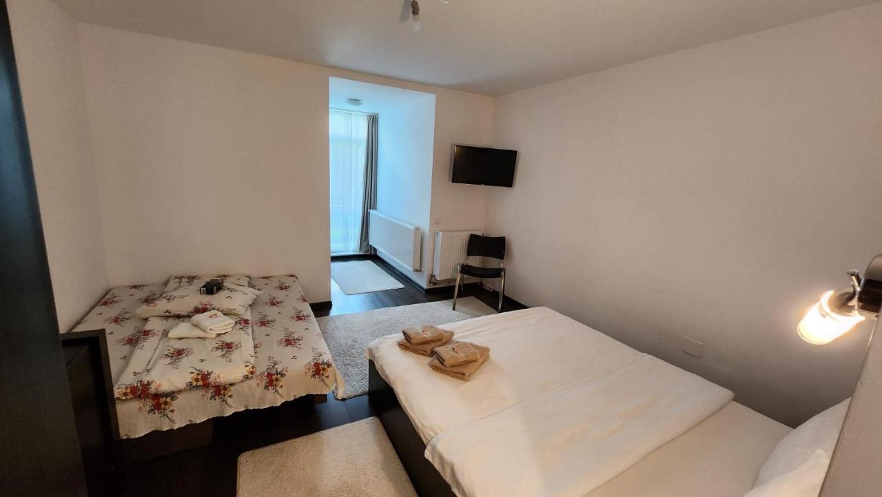 Casa Cu Flori Otel Buşteni Dış mekan fotoğraf
